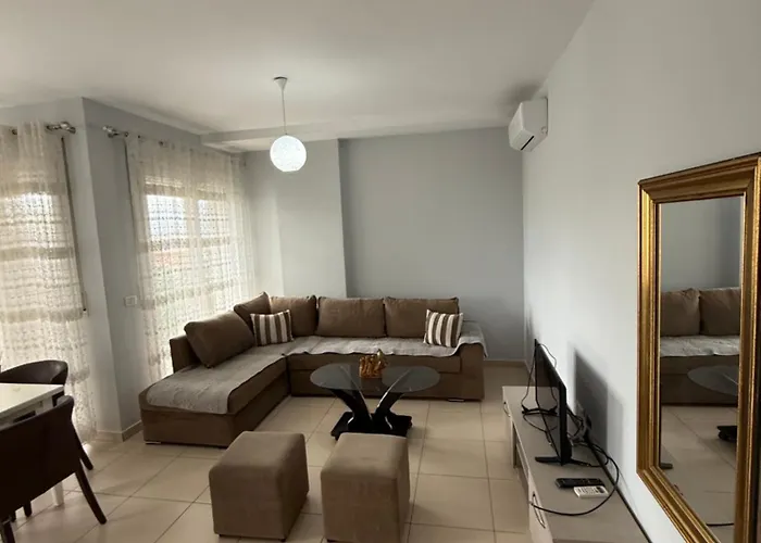 דירה Banesa 21 Dhjetori,
